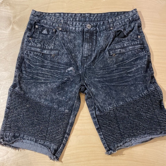 DNM Collection Jean Shorts Size 40 (BK) - Picture 5 of 11